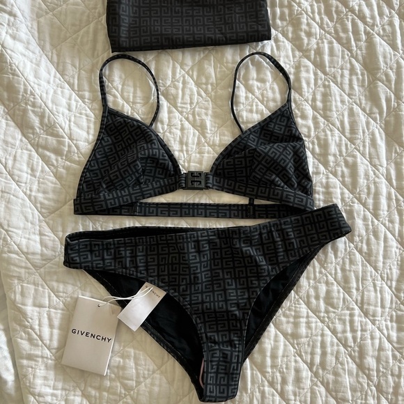 Givenchy 4G Logo-Print 2-Piece Bikini - Picture 3 of 13